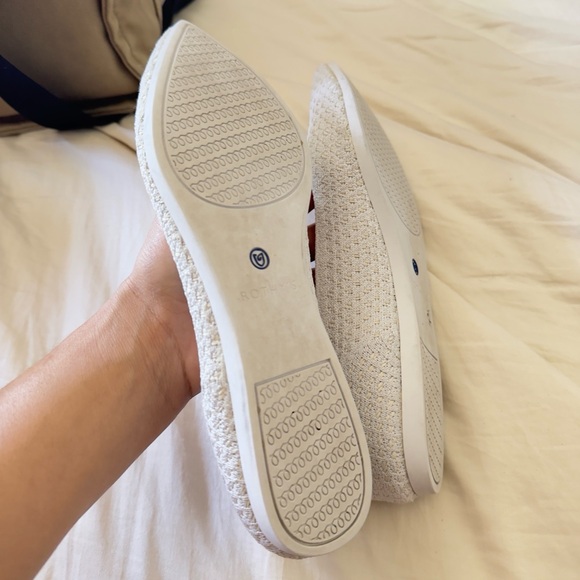 Rothy's Retired Point Salt Honeycomb size 8 - Picture 4 of 5